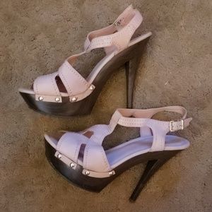 Jessica Simpson Heels